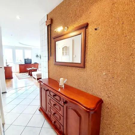 Mieszkanie Blisko Plazy - Piastowska 100 Apartman